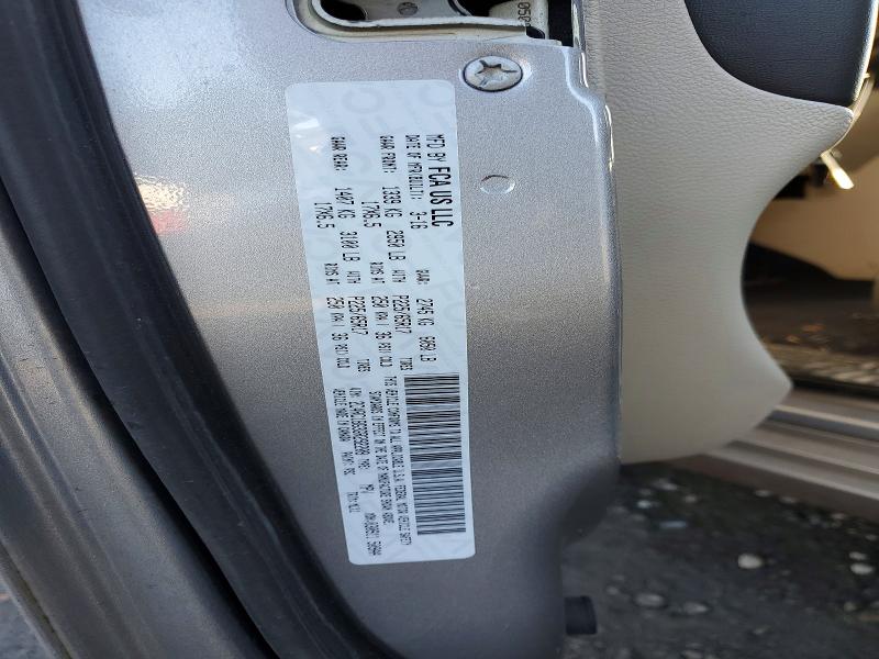 Фото 13 - CHRYSLER MINIVAN