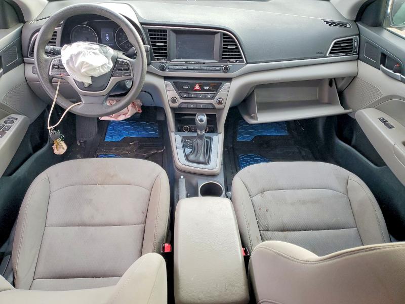 Фото 8 - HYUNDAI ELANTRA