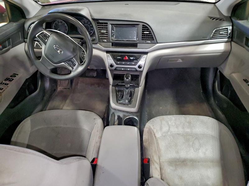 Фото 8 - HYUNDAI ELANTRA