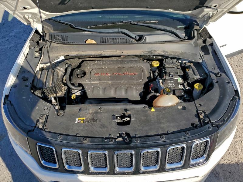 Фото 12 - JEEP COMPASS