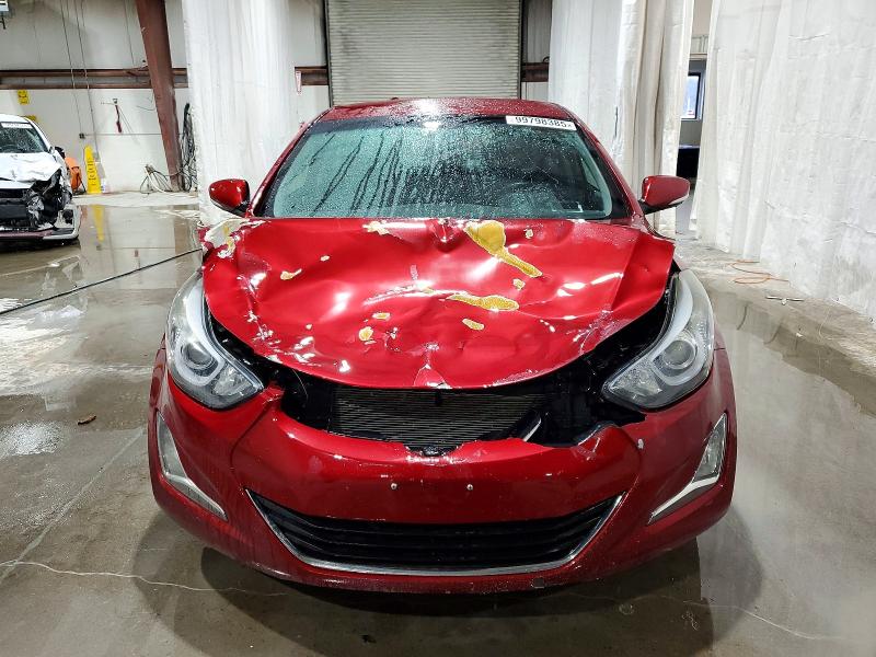 Фото 5 - HYUNDAI ELANTRA