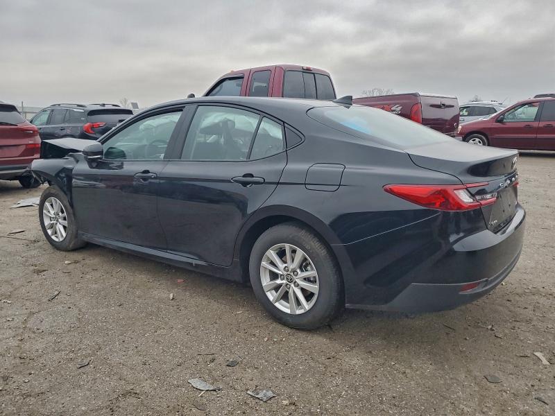 Фото 2 - TOYOTA CAMRY