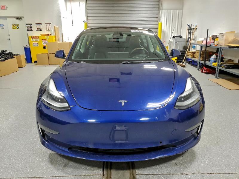 Фото 5 - TESLA MODEL 3