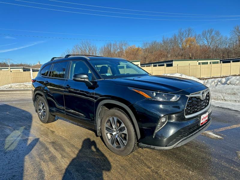 Фото 4 - TOYOTA HIGHLANDER