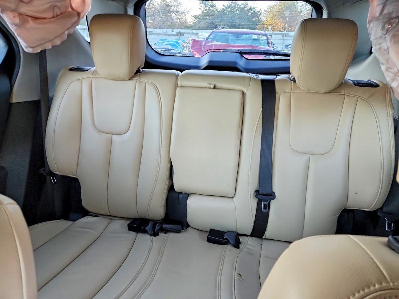 Фото 10 - CHEVROLET EQUINOX