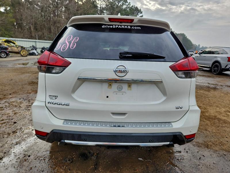 Фото 6 - NISSAN ROGUE