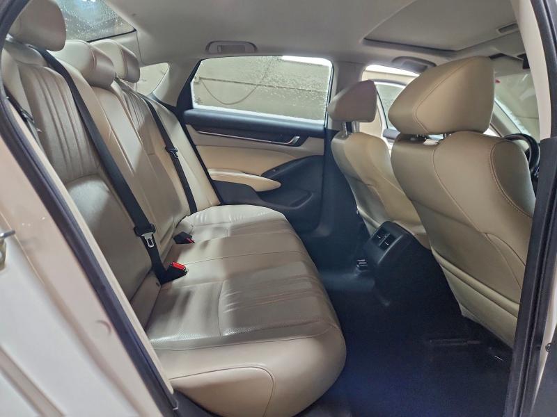 Фото 10 - HONDA ACCORD