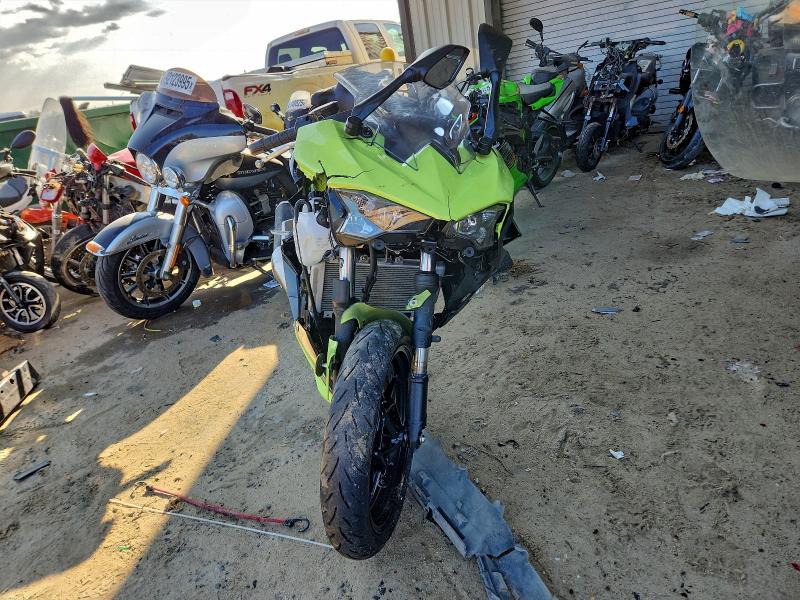 KAWASAKI NINJA 500 2026