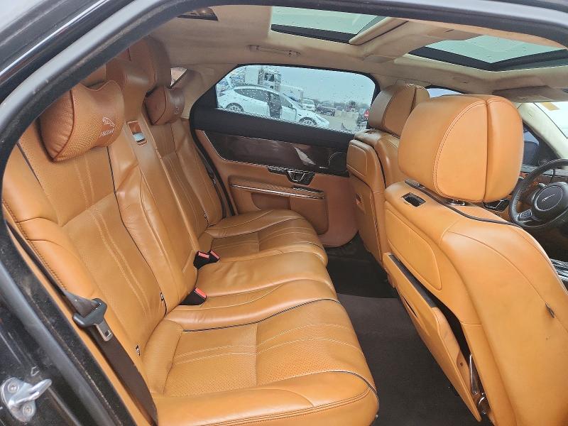 Фото 10 - JAGUAR XJ