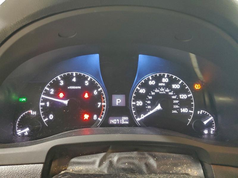 Фото 9 - LEXUS RX350