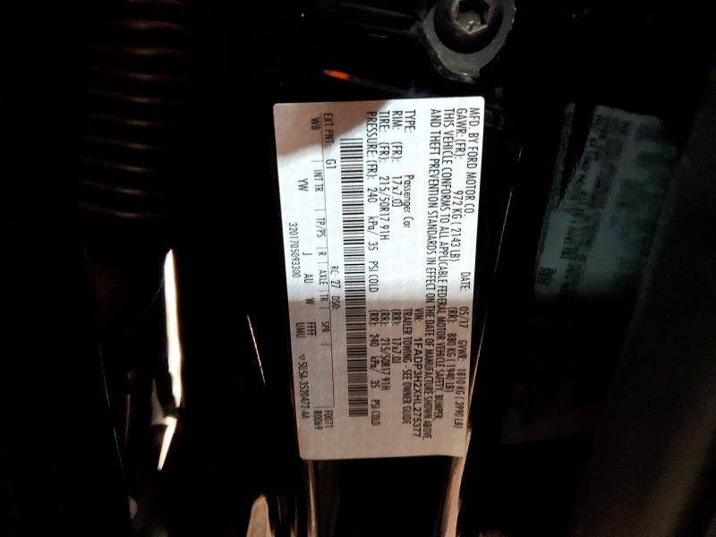 Фото 12 - FORD FOCUS