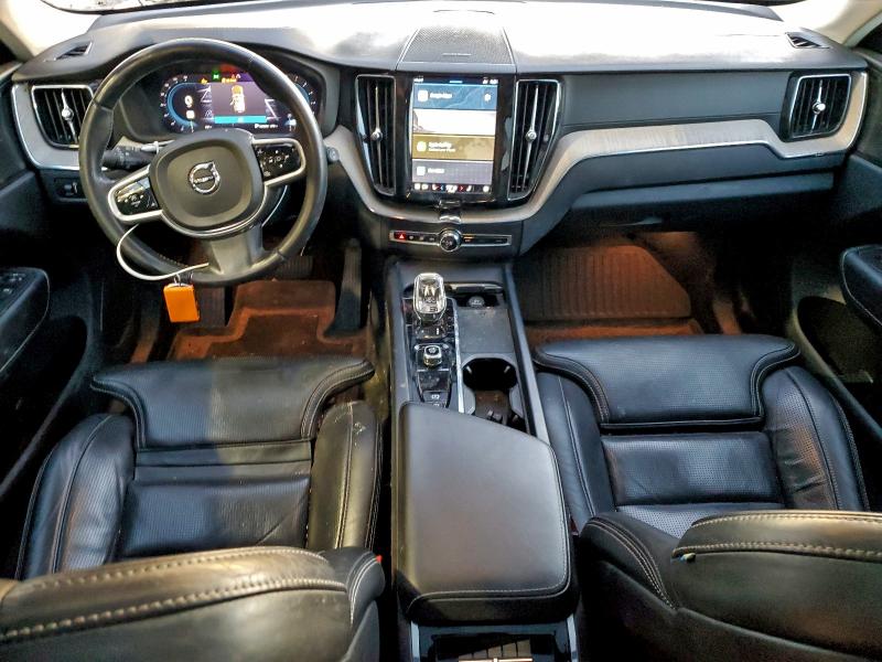 VOLVO XC60 B5 IN 2022 VIN YV4L12DL0N1954255