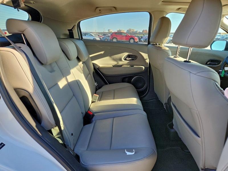 Фото 11 - HONDA HR-V