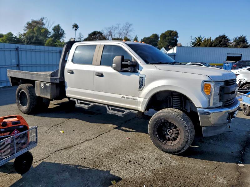 Фото 1 - FORD F350