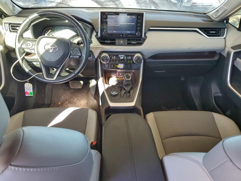 Фото 8 - TOYOTA RAV4