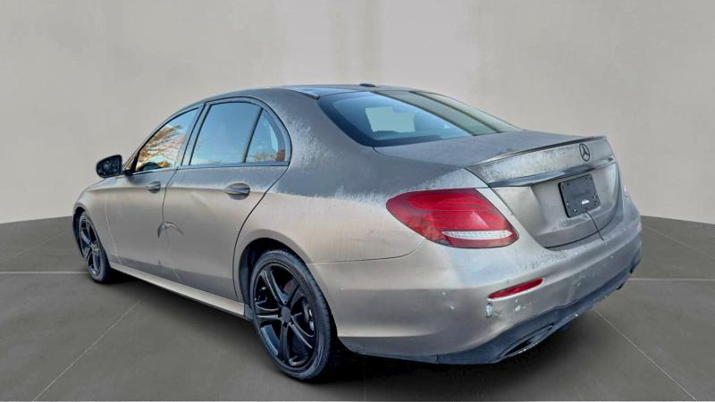 Фото 3 - MERCEDES-BENZ E-CLASS