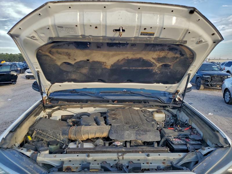 Фото 11 - TOYOTA 4RUNNER