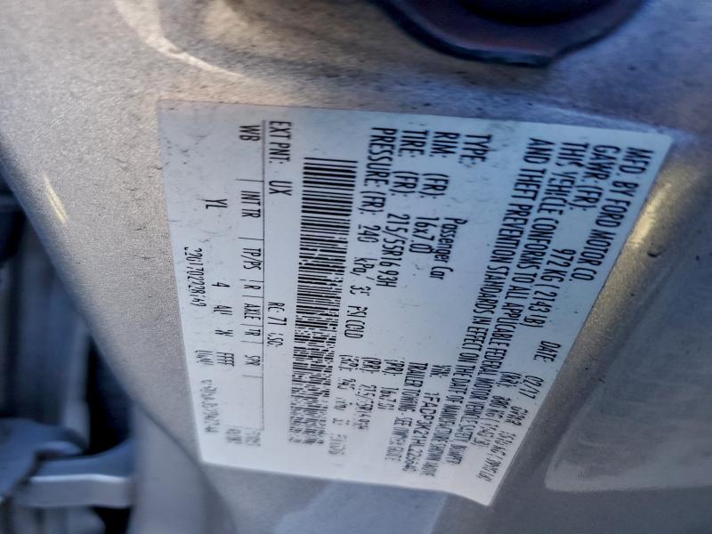 Фото 12 - FORD FOCUS