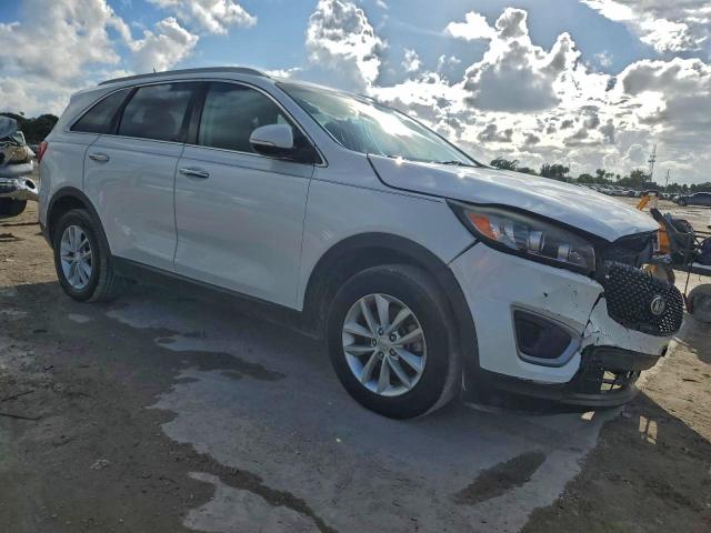 Фото 4 - KIA SORENTO