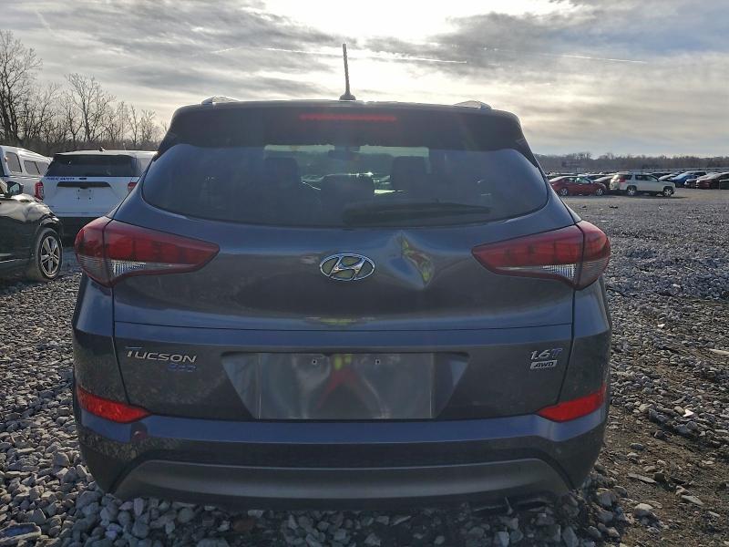 Фото 6 - HYUNDAI TUCSON