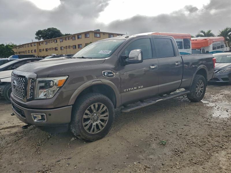 Фото 1 - NISSAN TITAN
