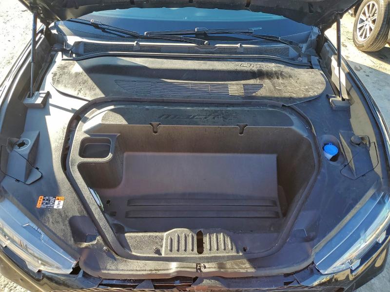 Фото 12 - FORD MUSTANG