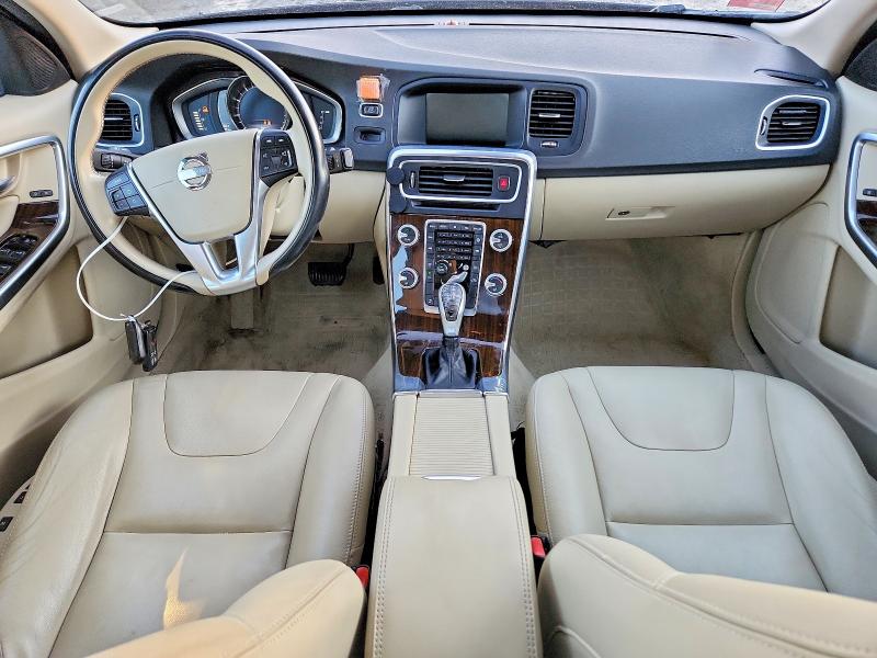 Фото 8 - VOLVO S60