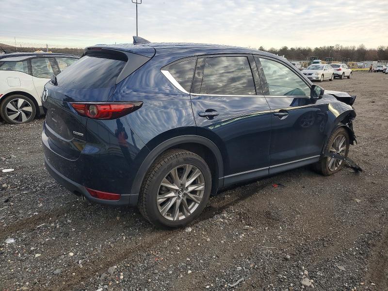 Фото 3 - MAZDA CX-5