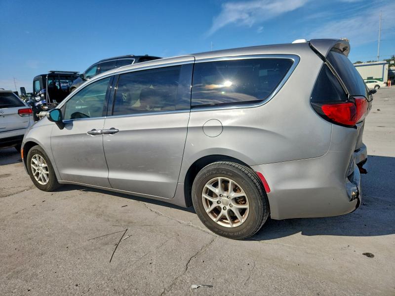 Фото 2 - CHRYSLER PACIFICA