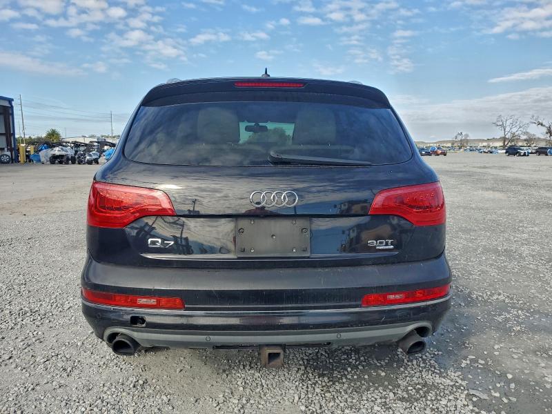 Фото 6 - AUDI Q7