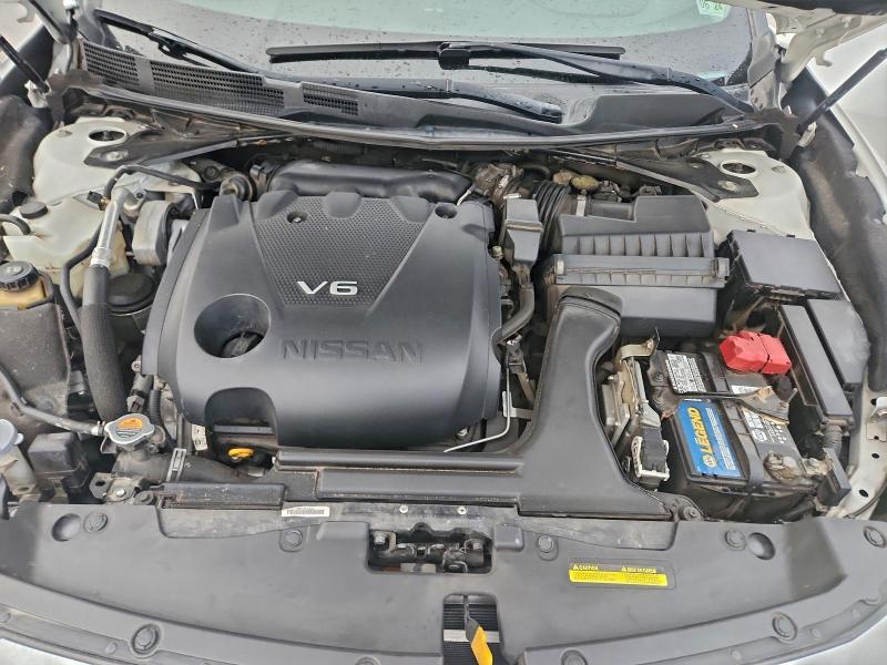 Фото 11 - NISSAN MAXIMA