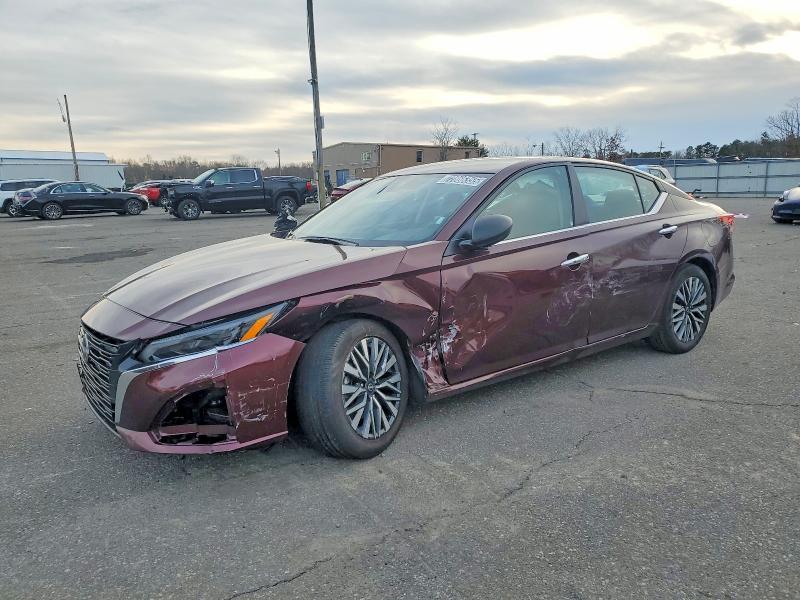 Фото 1 - NISSAN ALTIMA