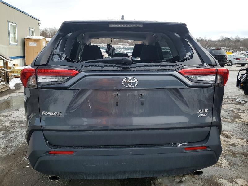 Фото 6 - TOYOTA RAV4