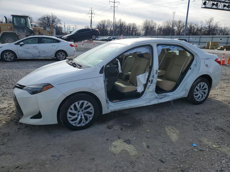 Фото 1 - TOYOTA COROLLA