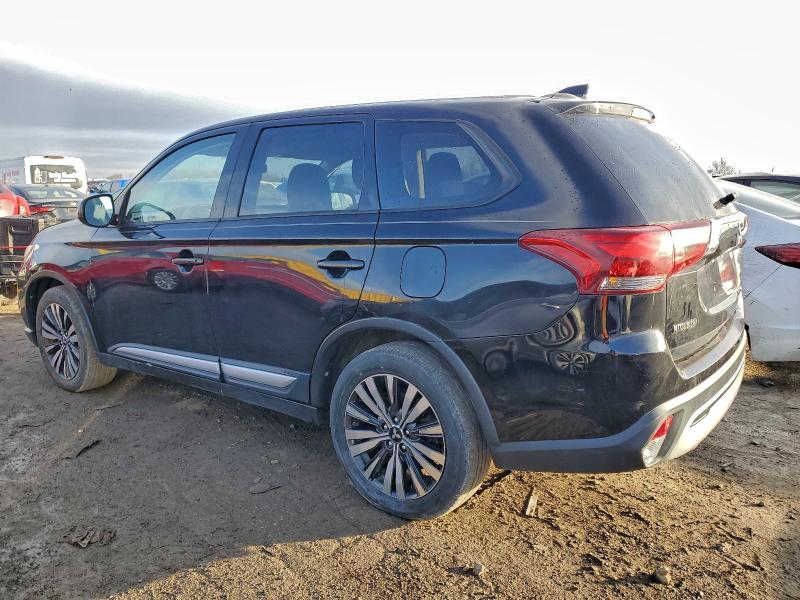 Фото 2 - MITSUBISHI OUTLANDER