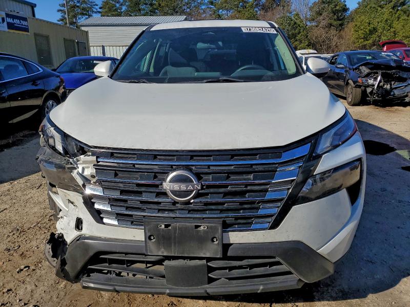 Фото 5 - NISSAN ROGUE