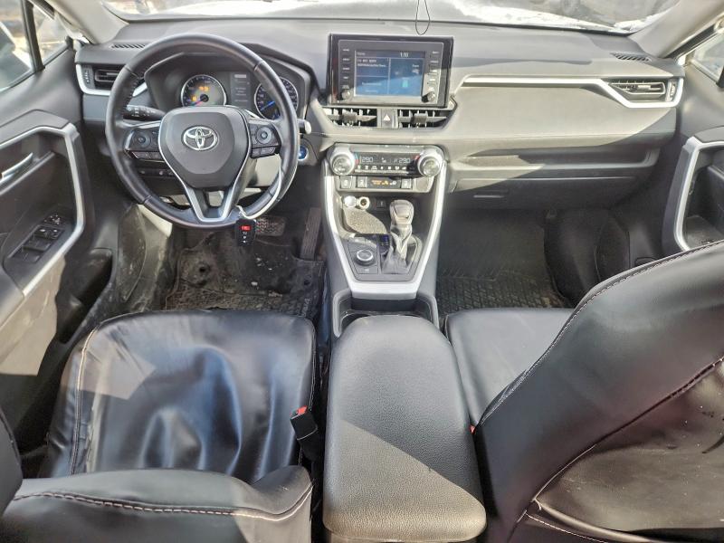 Фото 8 - TOYOTA RAV4