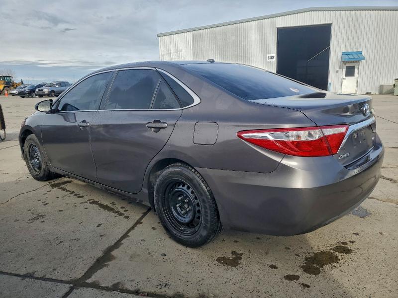 Фото 2 - TOYOTA CAMRY
