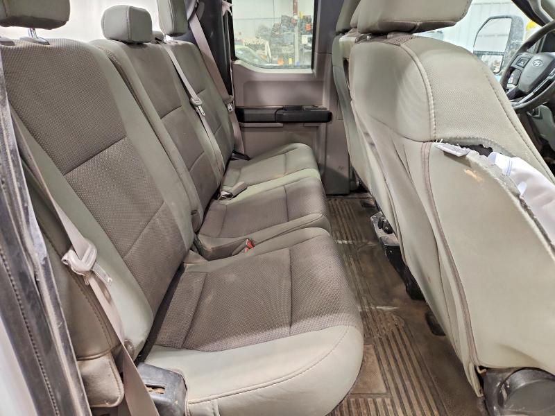 Фото 10 - FORD F350