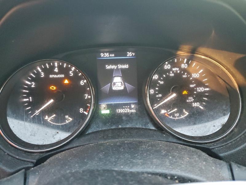 Фото 9 - NISSAN ROGUE