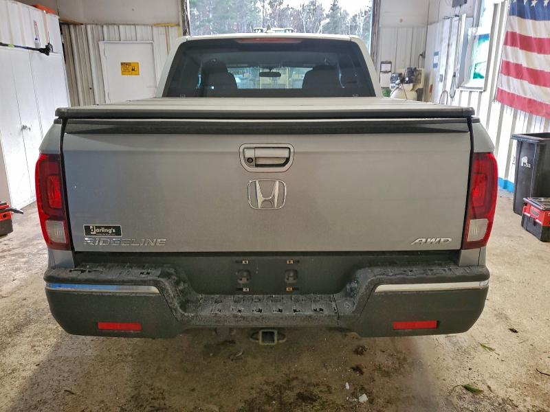 Фото 6 - HONDA RIDGELINE