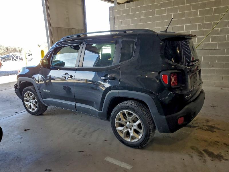 Фото 2 - JEEP RENEGADE