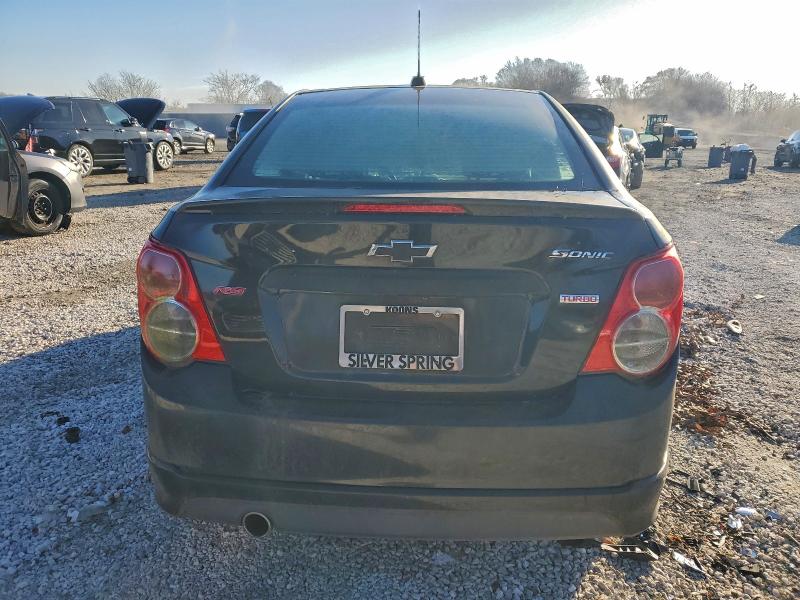 Фото 6 - CHEVROLET SONIC