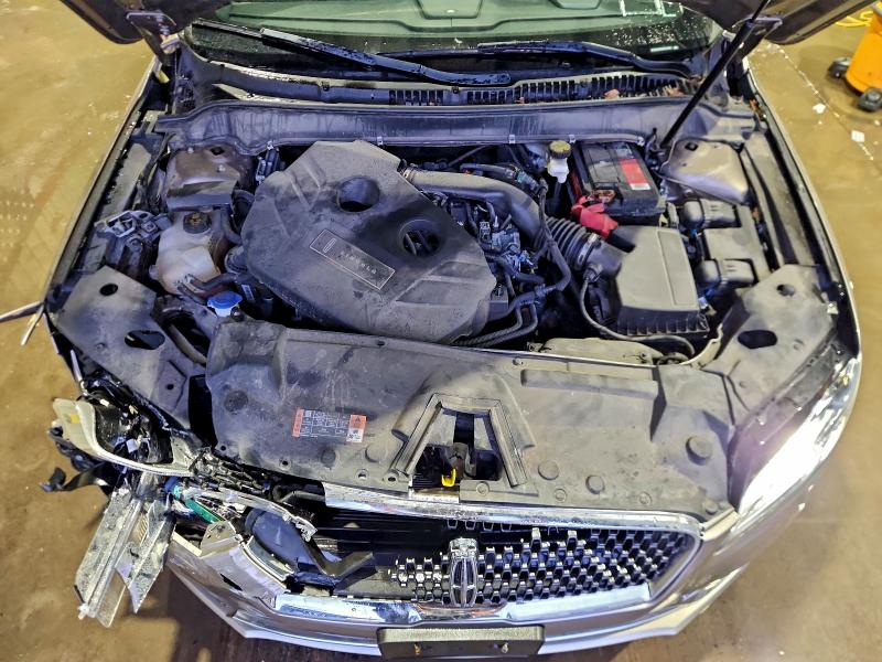 Фото 11 - LINCOLN MKZ