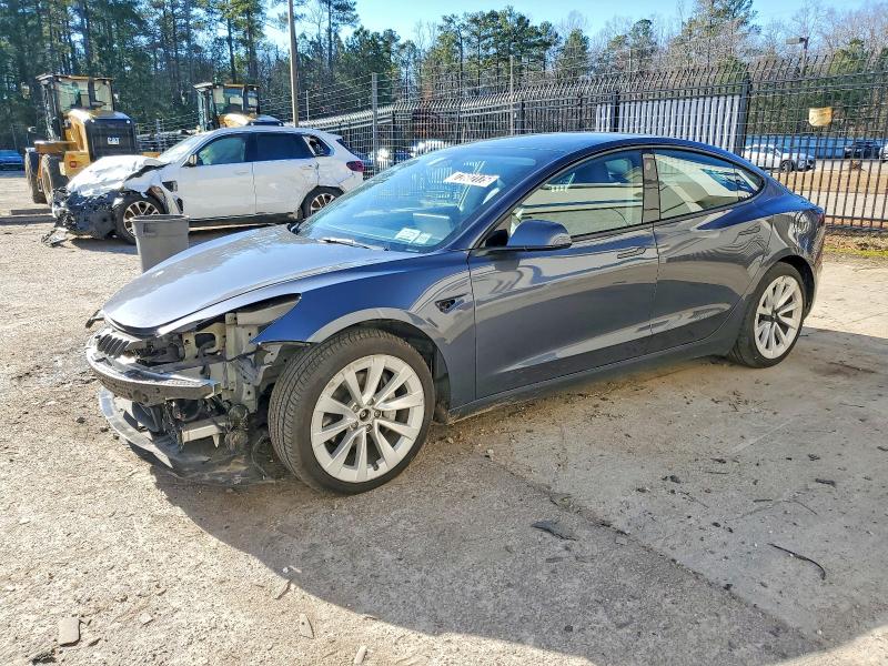 Фото 1 - TESLA MODEL 3