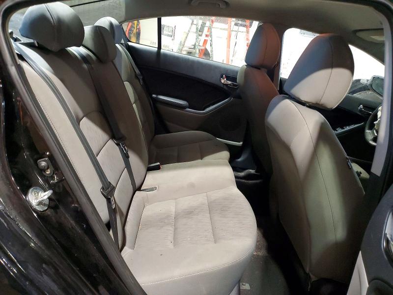 Фото 10 - KIA FORTE