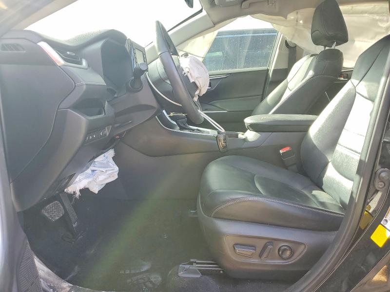 Фото 7 - TOYOTA RAV4