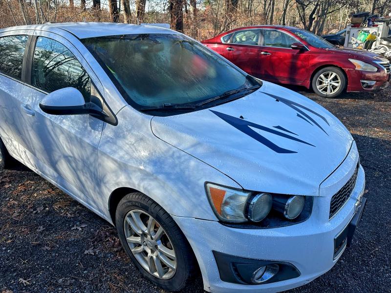 Фото 1 - CHEVROLET SONIC