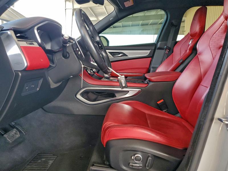 Фото 7 - JAGUAR F-PACE