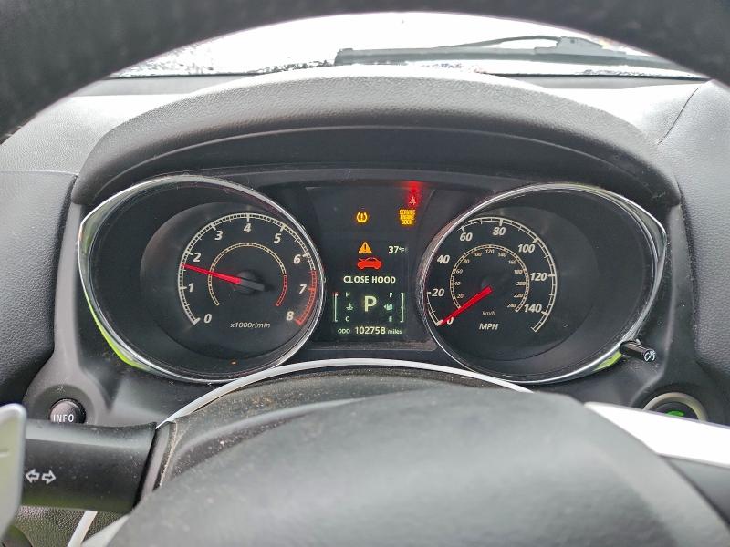 Фото 9 - MITSUBISHI OUTLANDER